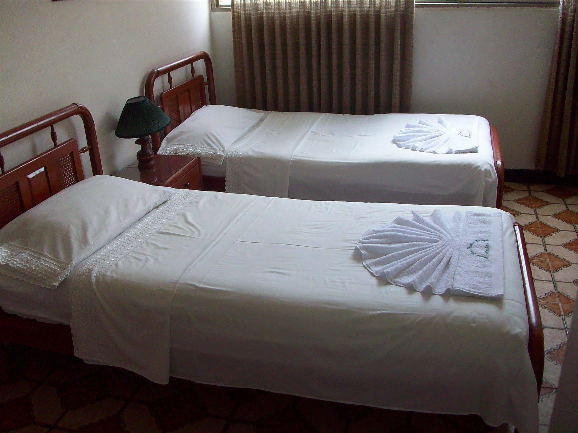 Hotel San Nicolás Plaza Melgar Esterno foto