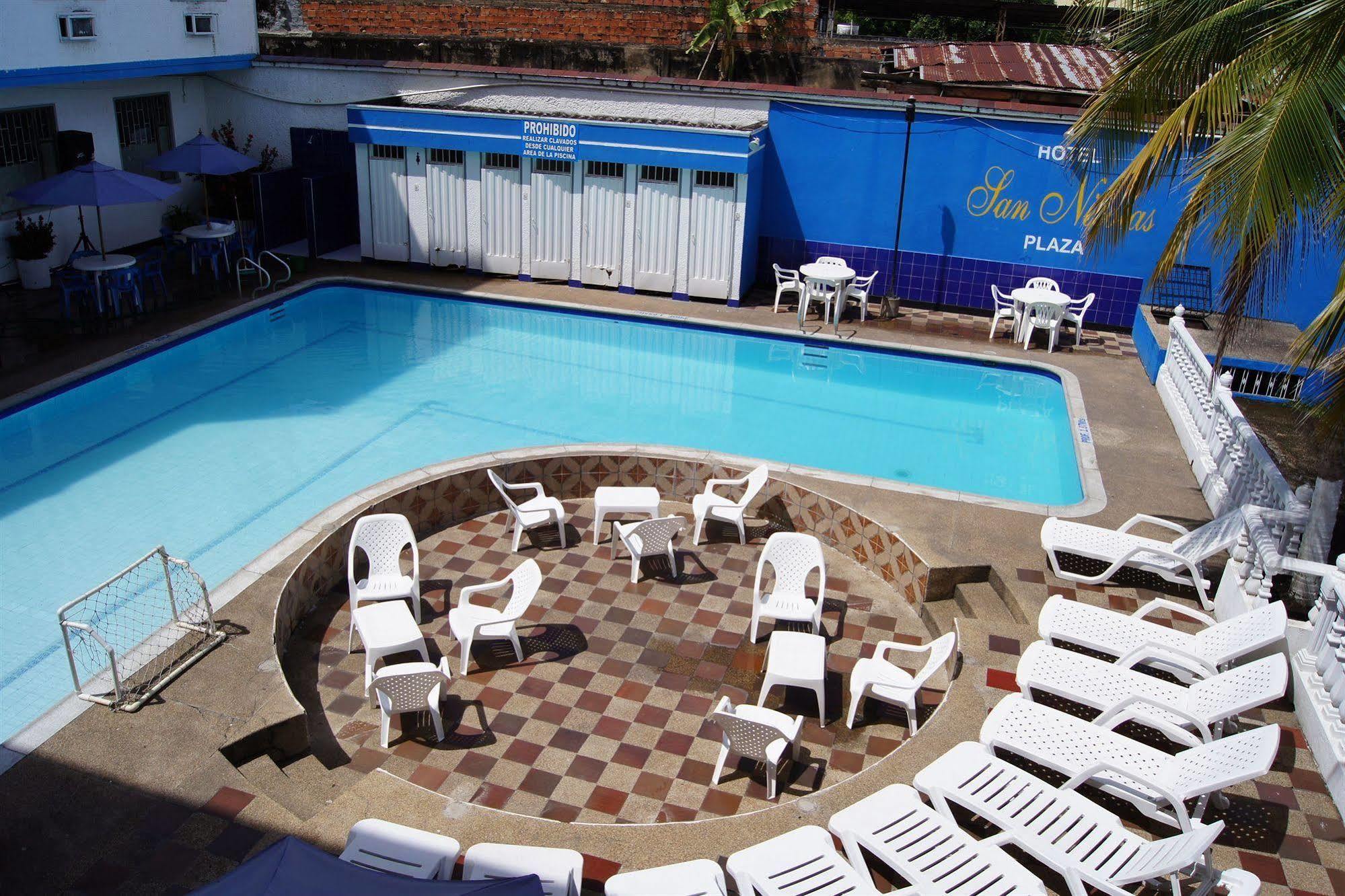Hotel San Nicolás Plaza Melgar Esterno foto