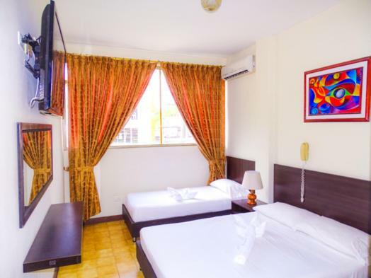 Hotel San Nicolás Plaza Melgar Esterno foto
